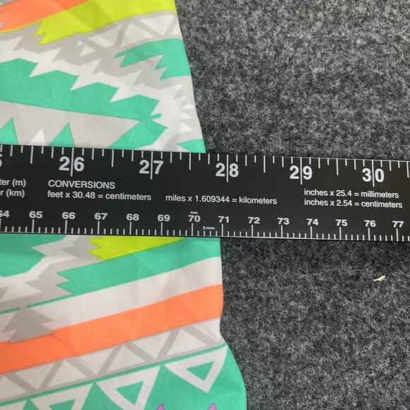 Chubbies Size 3XL 7” Swim Trunks Aztec Tribal Print Shorts Green Pink Neon - Picture 5 of 8